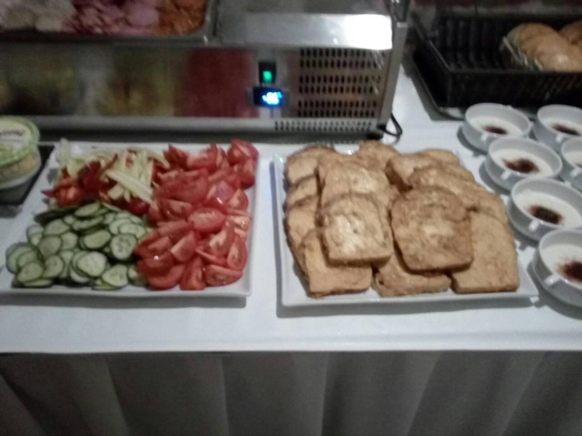 Gyula Panzio Hotel Ngoại thất bức ảnh